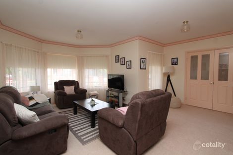 Property photo of 2 Roslyn Close Warrnambool VIC 3280