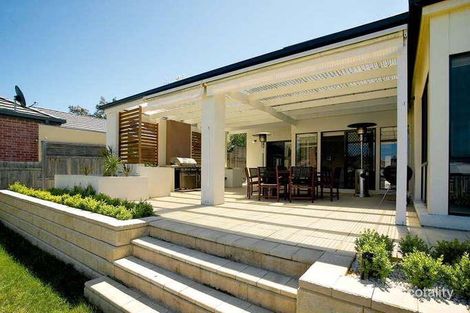 Property photo of 130 Linacre Road Hampton VIC 3188