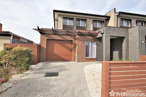 Property photo of 18B Hillcrest Grove Springvale VIC 3171