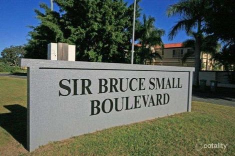 Property photo of 132 Sir Bruce Small Boulevard Benowa QLD 4217