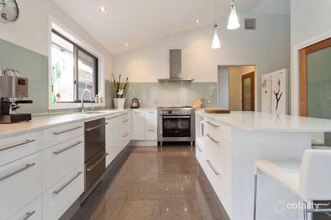 Property photo of 6 Cunningham Crescent Sawtell NSW 2452