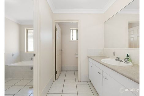 Property photo of 3 Heron Close Taigum QLD 4018