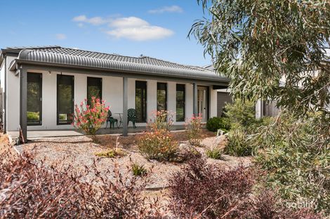17 Washington Lane, Woodend, VIC 3442