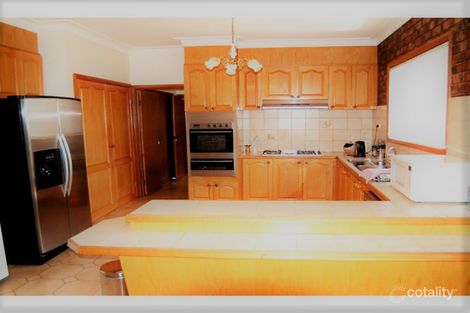 Property photo of 180 Summerhill Road Wollert VIC 3750