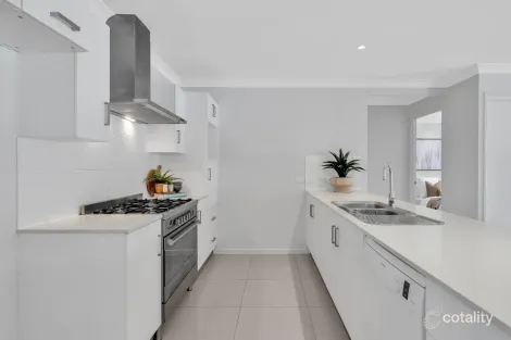 Property photo of 22A Freda Street Ashmore QLD 4214