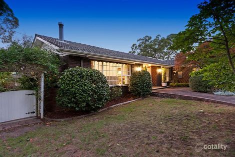 Property photo of 16 Walhalla Drive Ringwood East VIC 3135