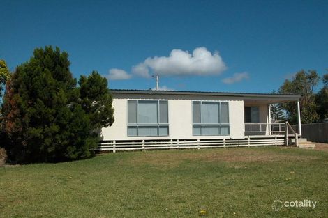 24 Dalton St, Jurien Bay, WA 6516