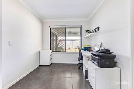 Property photo of 5 Jarrah Way Landsborough QLD 4550