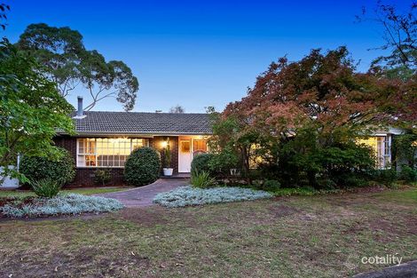 Property photo of 16 Walhalla Drive Ringwood East VIC 3135
