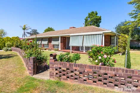 Property photo of 17 Nandina Avenue Lake Albert NSW 2650