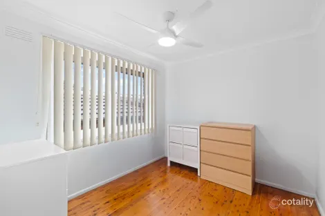 Property photo of 8 Grantham Road Seven Hills NSW 2147