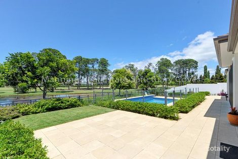 Property photo of 2240 The Parkway Hope Island QLD 4212
