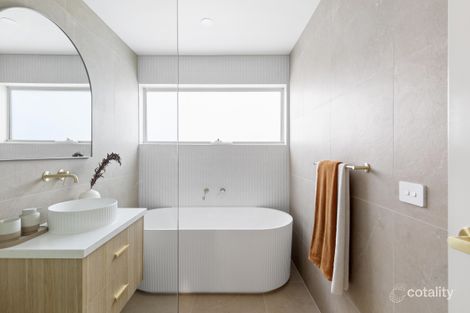 Property photo of 2/27 Virginia Court Montmorency VIC 3094