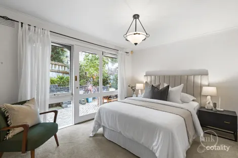 Property photo of 16 Tower Drive Briar Hill VIC 3088
