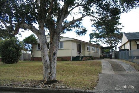 14 Fleetwood Cres, Warilla, NSW 2528