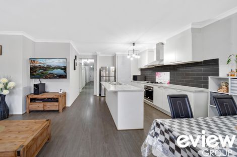 Property photo of 27 Grandvista Crescent Cranbourne West VIC 3977