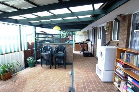 Property photo of 4 Dermont Street Hassall Grove NSW 2761