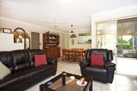 Property photo of 9 Campese Way Daisy Hill QLD 4127