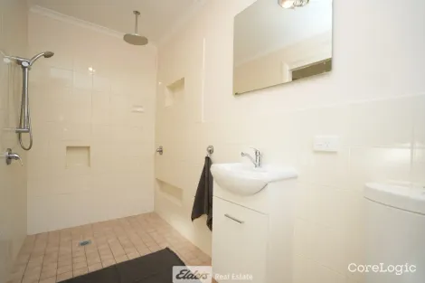 Property photo of 22 Albion Grove Crescent Griffith NSW 2680