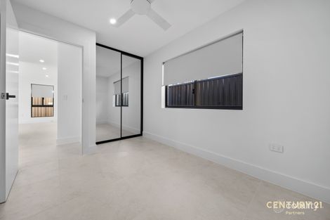 Property photo of 44 Allambie Road Edensor Park NSW 2176