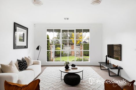 Property photo of 8 Malacca Street McKinnon VIC 3204