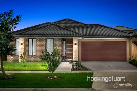 Property photo of 14 Dorrigo Way Wollert VIC 3750
