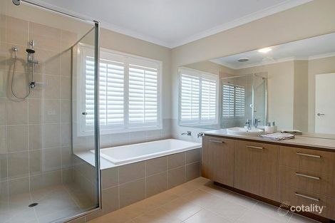 Property photo of 9 Mavora Court Taylors Hill VIC 3037