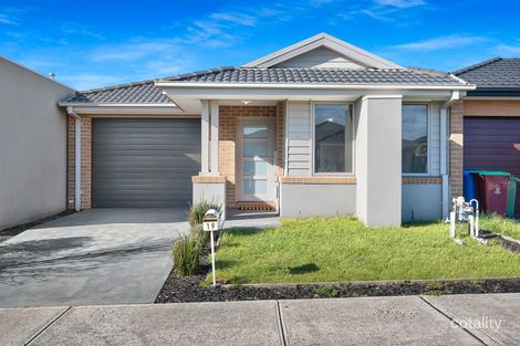 19 Yellowstone Ave, Clyde, VIC 3978