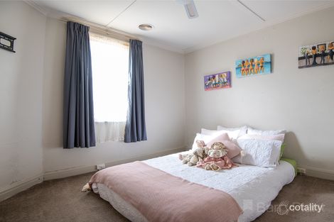 Property photo of 56 Simpsons Road Eaglehawk VIC 3556
