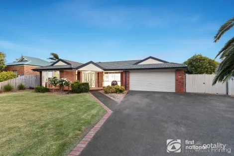 Property photo of 7 Huntingdale Close Cranbourne VIC 3977