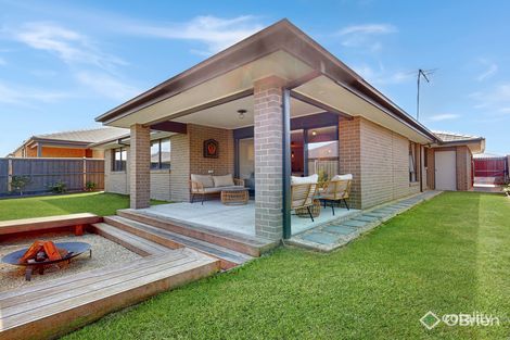 9 Bower Vine Rd, Junction Village, VIC 3977