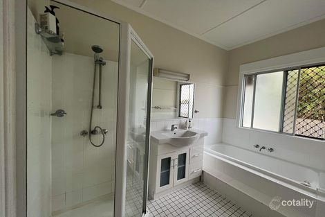 Property photo of 14 Blaxland Street Eastern Heights QLD 4305