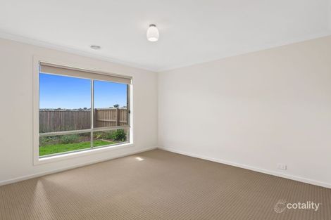 Property photo of 16 Blackwattle Court Mernda VIC 3754