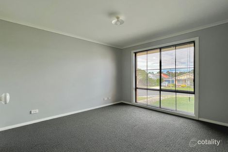 Property photo of 12 Meaby Drive Pakenham VIC 3810