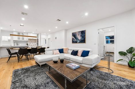 Property photo of 2/4 York Avenue Oakleigh VIC 3166