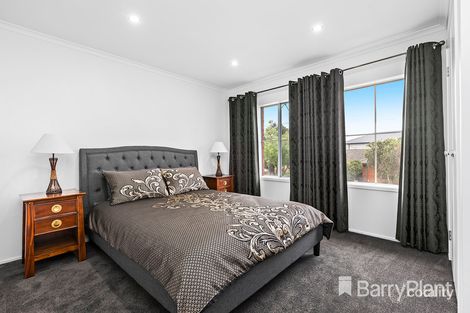 Property photo of 14 Southern Drive Dingley Village VIC 3172