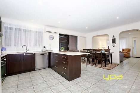 Property photo of 8 Darriwill Close Delahey VIC 3037