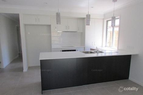Property photo of 4 Mount Pleasant Street Park Ridge QLD 4125