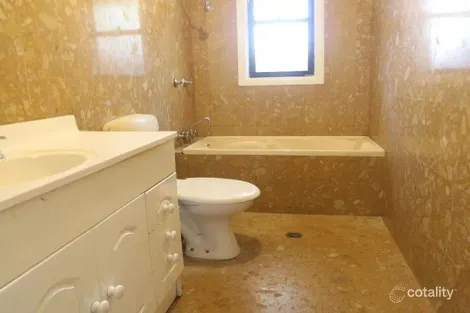 Property photo of 71A Pembroke Road Minto NSW 2566