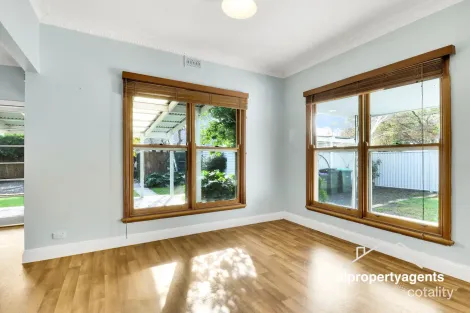 Property photo of 33 Henry Street Horsham VIC 3400