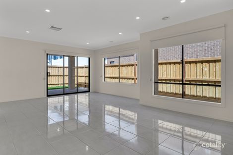 Property photo of 18 Ellimatta Road Mambourin VIC 3024