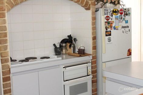 Property photo of 8 Sage Court Halls Head WA 6210