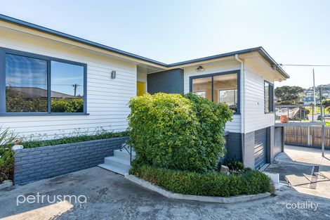 Property photo of 14 Ford Parade Lindisfarne TAS 7015