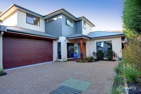 Property photo of 2/9 Macdonald Grove Mornington VIC 3931