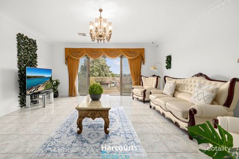 Property photo of 15 Ivanhoe Avenue St Albans VIC 3021