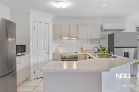 Property photo of 19 Walter Court Leichhardt QLD 4305