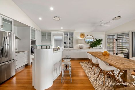Property photo of 32 Picnic Point Esplanade Maroochydore QLD 4558