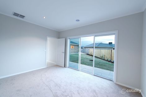 Property photo of 3 Tarcoola Crescent Point Cook VIC 3030