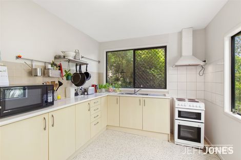 Property photo of 31 Fairfield Road Fairfield QLD 4103