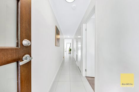 Property photo of 20 Jolimont Road Point Cook VIC 3030